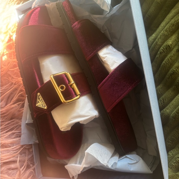 Prada Red Velvet Sandals with Gold Accent - Picture 3 of 5